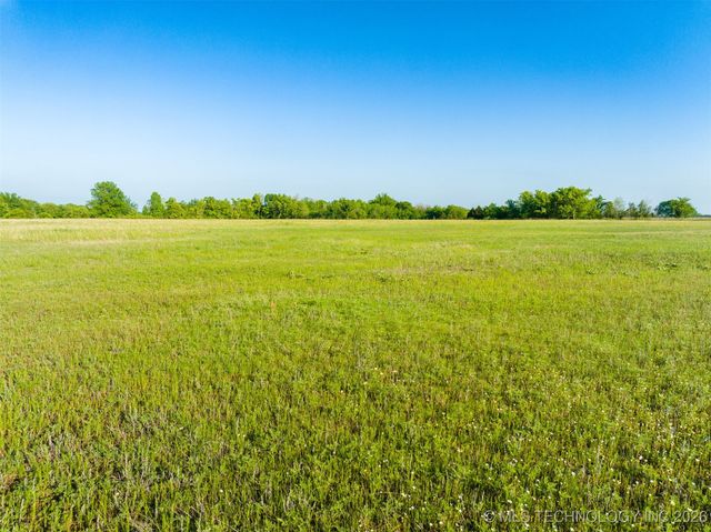 12 N 4212 Road, Porter, OK 74454