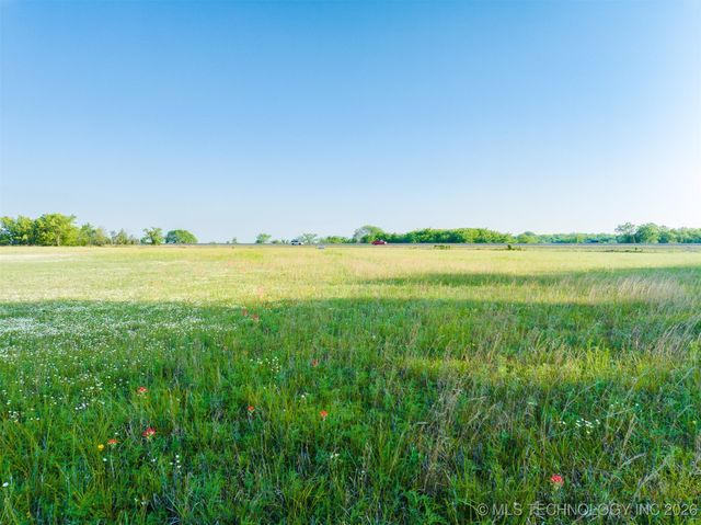 12 N 4212 Road, Porter, OK 74454