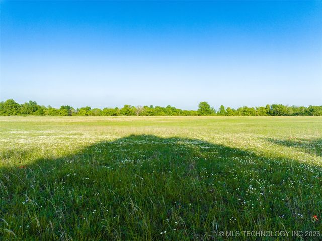 12 N 4212 Road, Porter, OK 74454