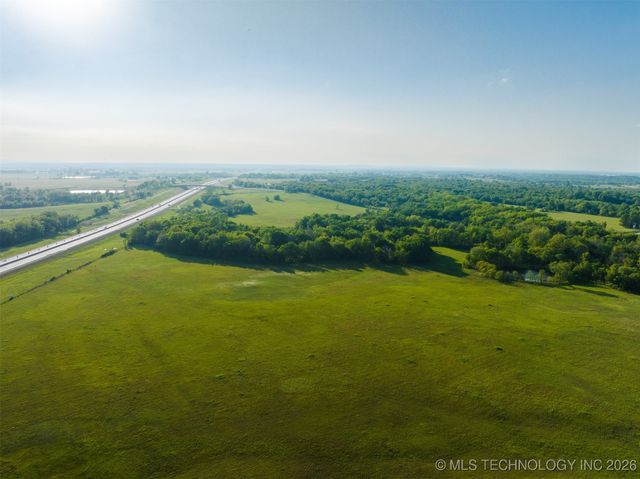 12 N 4212 Road, Porter, OK 74454