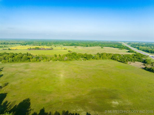 12 N 4212 Road, Porter, OK 74454