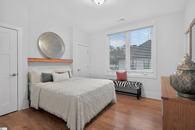 19 Meadow Reserve Place, Simpsonville, SC 29681