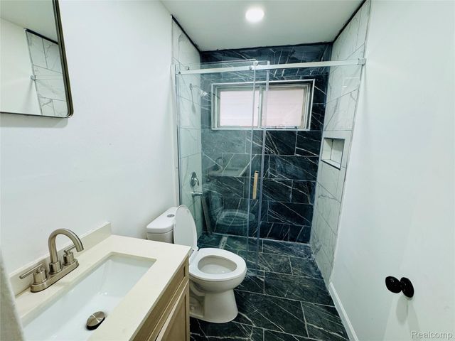 26431 Tom Allen Drive, Warren, MI 48089