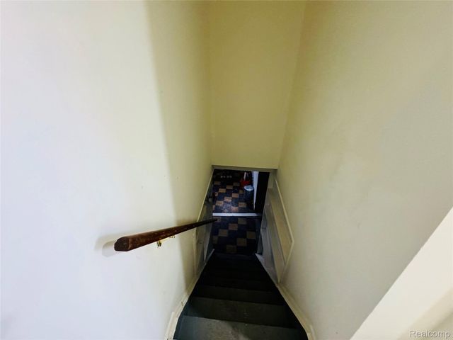 26431 Tom Allen Drive, Warren, MI 48089