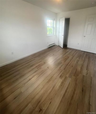6261 De Costa Avenue, Arverne, NY 11692