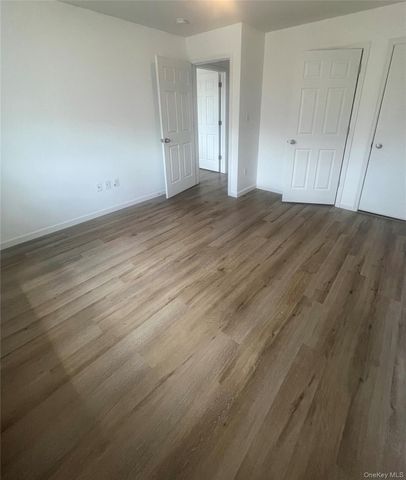 6261 De Costa Avenue, Arverne, NY 11692