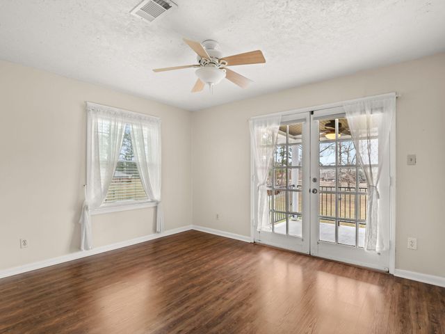 261 Alexandria Hwy, Leesville, LA 71446