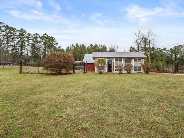 261 Alexandria Hwy, Leesville, LA 71446