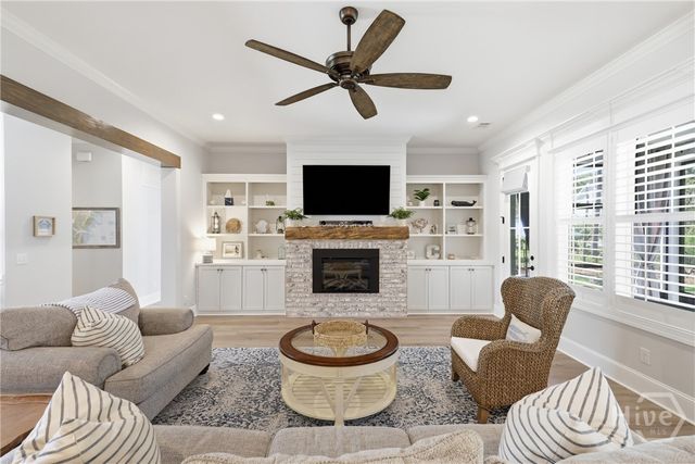 112 Cubbage Island Drive, Richmond Hill, GA 31324