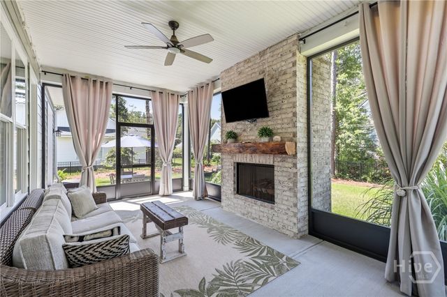 112 Cubbage Island Drive, Richmond Hill, GA 31324
