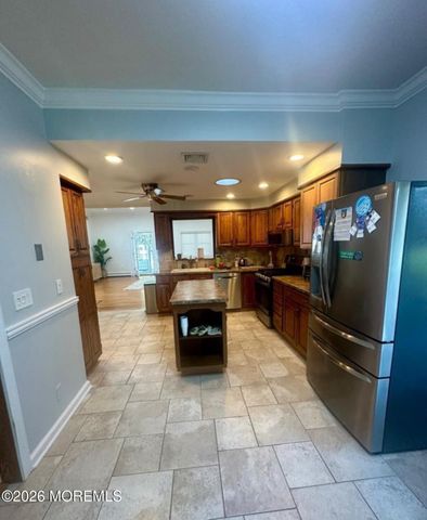 218 Lewis Street, Oakhurst, NJ 07755