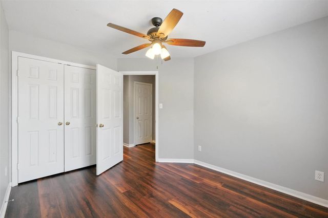 10222 Thornmont Lane, Houston, TX 77070