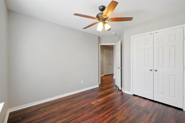 10222 Thornmont Lane, Houston, TX 77070