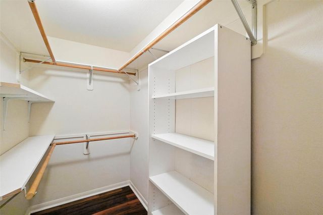 10222 Thornmont Lane, Houston, TX 77070