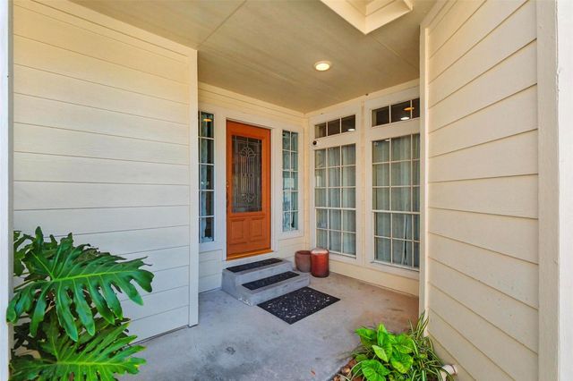 10222 Thornmont Lane, Houston, TX 77070