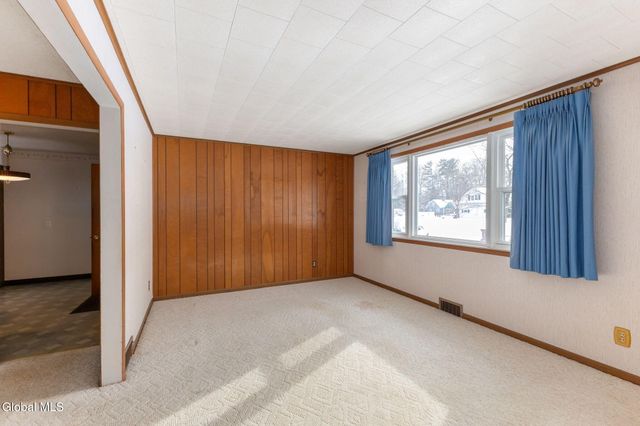 58 E Highland Drive, Guilderland, NY 12203