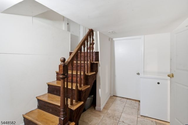10 Lentz Pl, Irvington Twp., NJ 07111