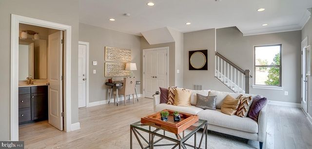 1773 DUNNINGTON PL, Dumfries, VA 22026