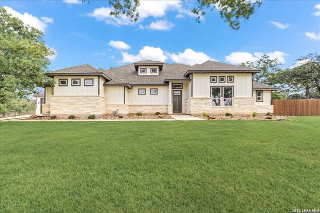 120 Timber Heights, La Vernia, TX 78121