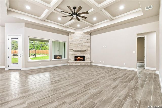 120 Timber Heights, La Vernia, TX 78121