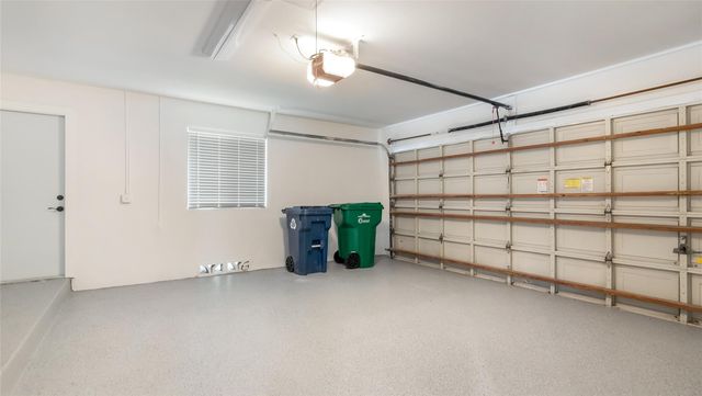 6411 NW 54th Dr, Coral Springs, FL 33067