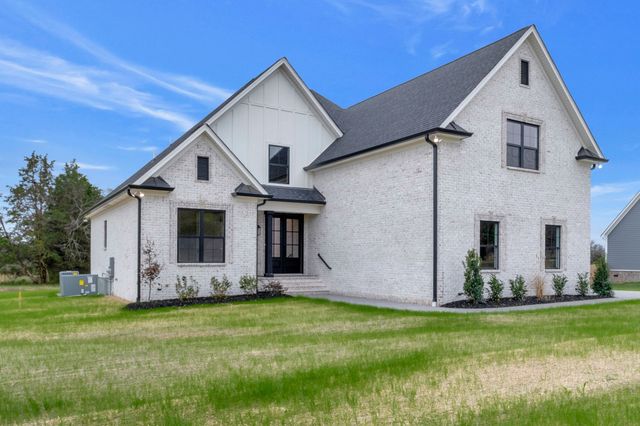 2120 Hamilton Chambers Rd, Lebanon, TN 37087