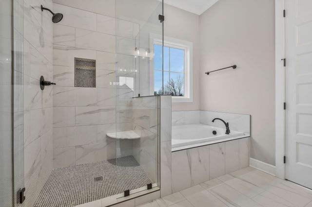 2120 Hamilton Chambers Rd, Lebanon, TN 37087