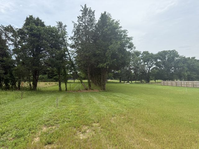 2120 Hamilton Chambers Rd, Lebanon, TN 37087