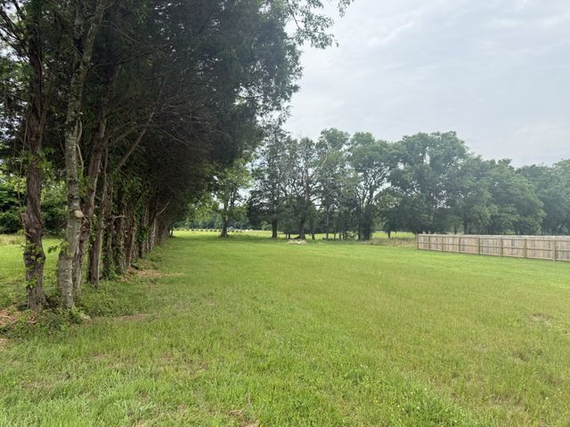 2120 Hamilton Chambers Rd, Lebanon, TN 37087