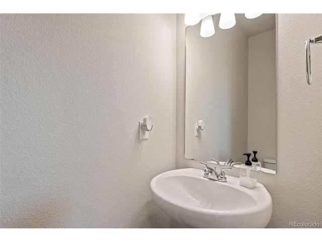9132 Baltin Ct, Colorado Springs, CO 80927