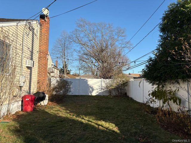 3610 Locust Avenue, Seaford, NY 11783