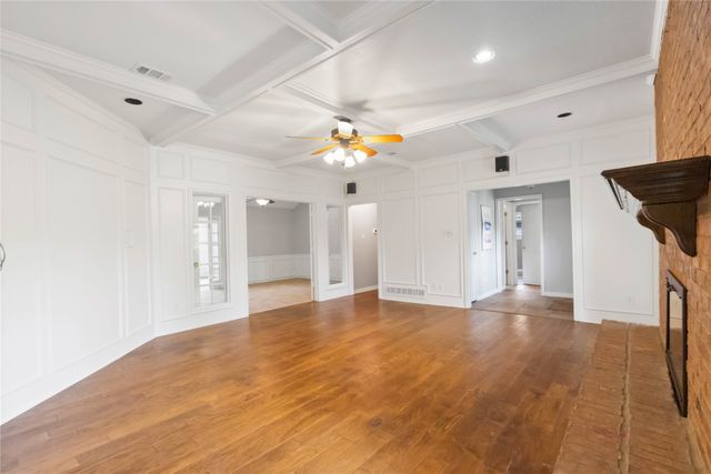 200 Sunny Crest Drive, Murphy, TX 75094