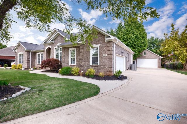 115 Spearpoint Lane, Meridianville, AL 35759