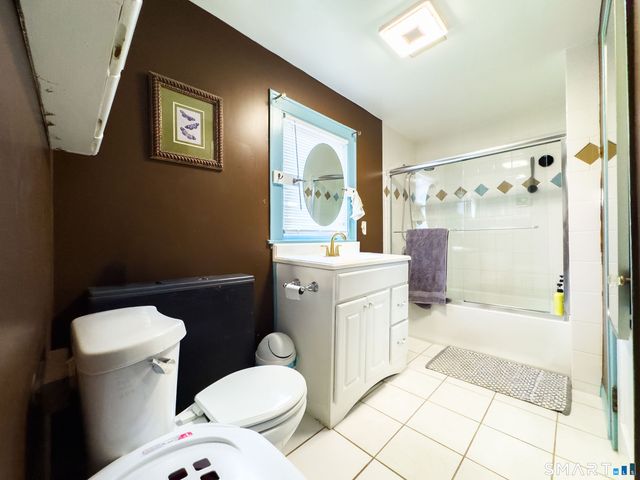 19 Golden Hill Road, Danbury, CT 06811