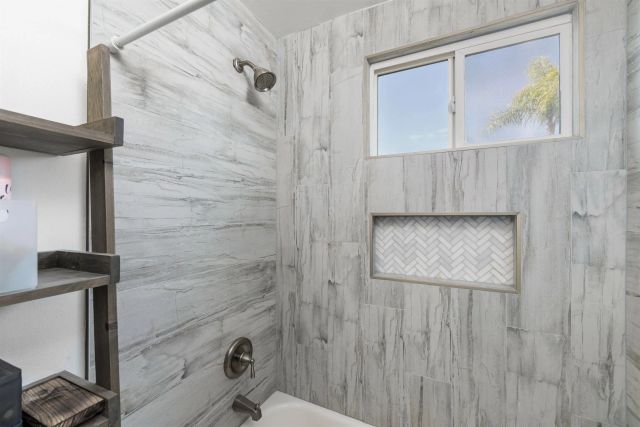10056 Woodpark, Santee, CA 92071