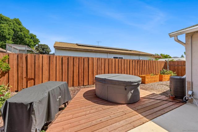 10056 Woodpark, Santee, CA 92071