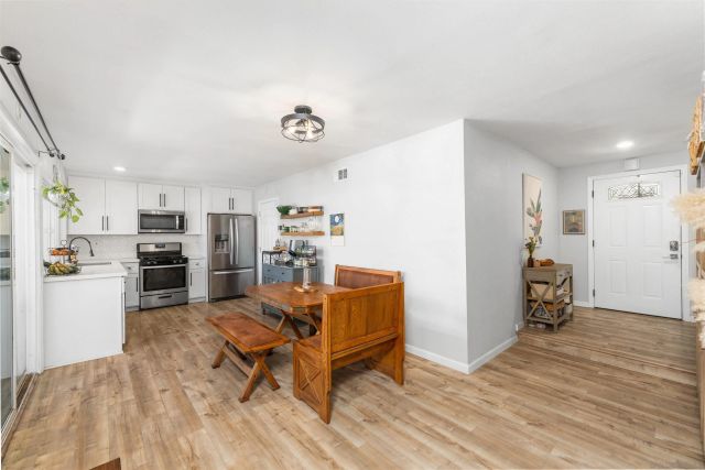 10056 Woodpark, Santee, CA 92071