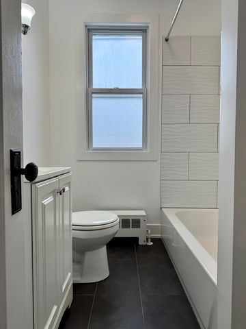 2125 Wesley Avenue 2, Berwyn, IL 60402