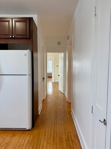 2125 Wesley Avenue 2, Berwyn, IL 60402