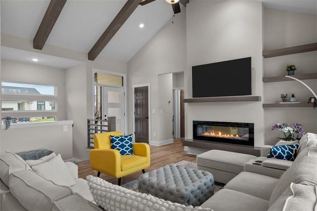 4909 N Emerald Ct, Maize, KS 67101