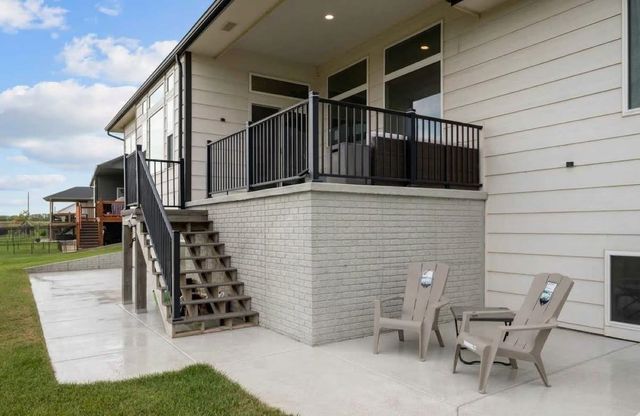 4909 N Emerald Ct, Maize, KS 67101