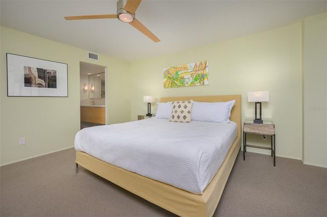 5780 MIDNIGHT PASS ROAD 210, Sarasota, FL 34242