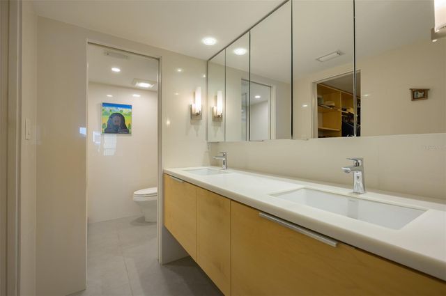 5780 MIDNIGHT PASS ROAD 210, Sarasota, FL 34242