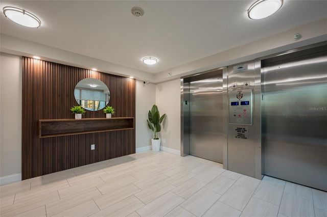5780 MIDNIGHT PASS ROAD 210, Sarasota, FL 34242