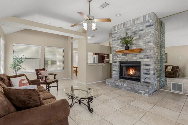 1001 Cedar Falls ST, Round Rock, TX 78681