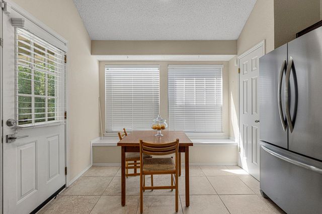 1001 Cedar Falls ST, Round Rock, TX 78681