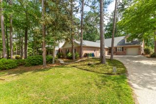 87 Fairlake Dr., Hattiesburg, MS 39402