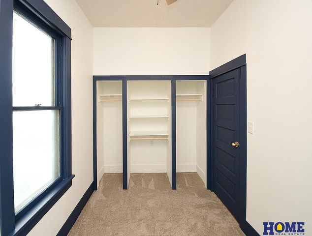 901 S 24th Street, Lincoln, NE 68510