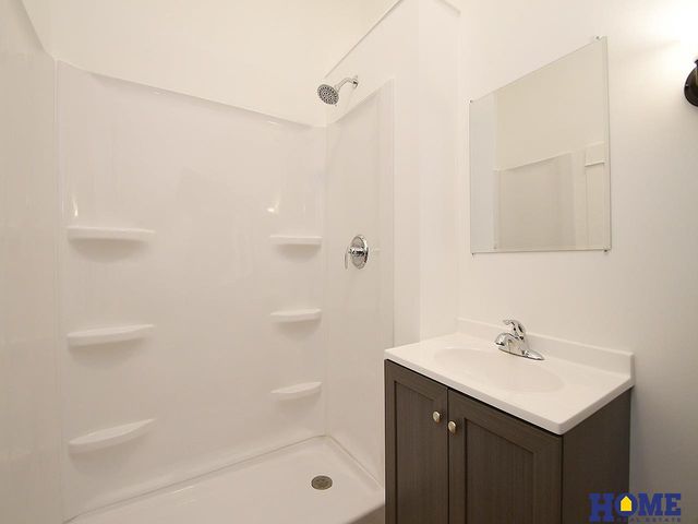 901 S 24th Street, Lincoln, NE 68510