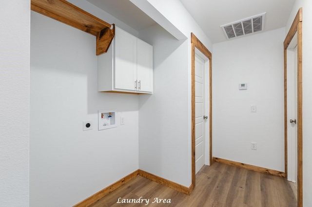 1000 Holubec, Diboll, TX 75941